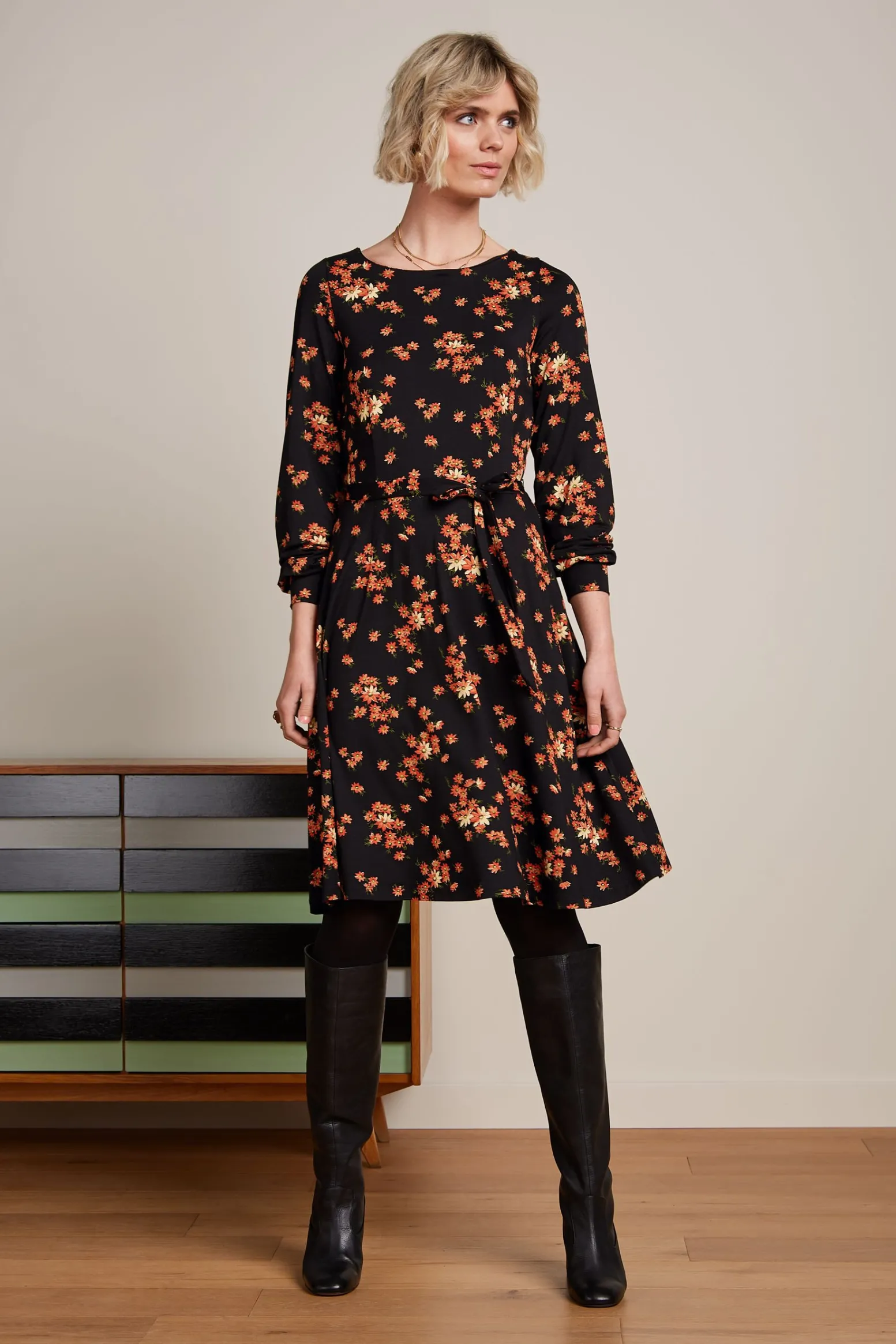 King Louie Jurken|Betty Bellsleeve Dress Rivera Black